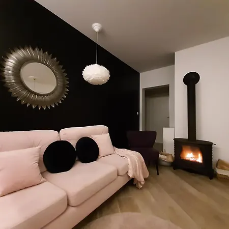 公寓 Sun House Sauna Kominek Skrzyczne 什切尔克