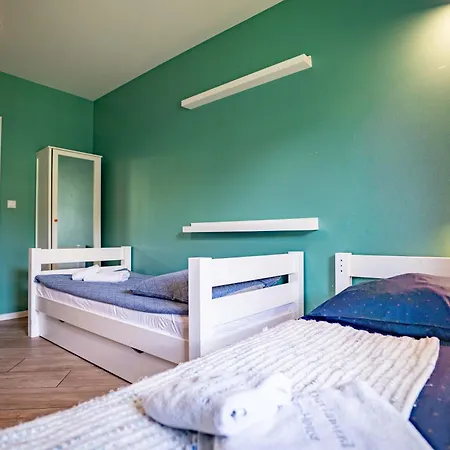 Sun House - Sauna, Kominek, Widok Na Skrzyczne, Duzy Taras, Parkingx2 Szczyrk