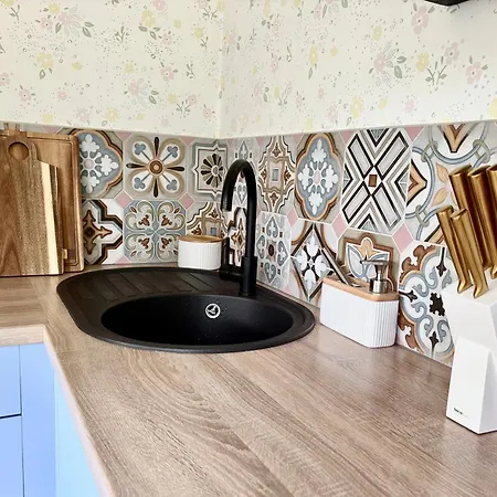 Sun House - Sauna, Kominek, Widok Na Skrzyczne, Duzy Taras, Parkingx2 Apartman *