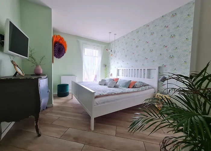 Sun House Sauna Kominek Skrzyczne * 슈차이르크